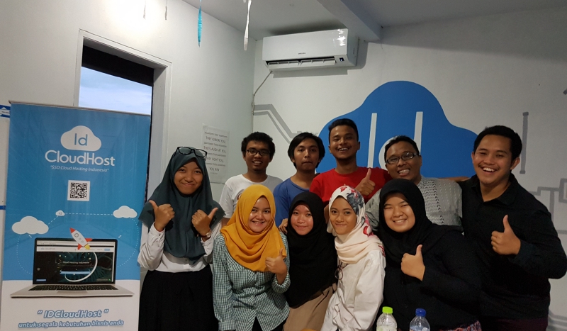 dokumentasi-pelatihan-pemanfaatan-mesin-pencari-idch-basecamp-1