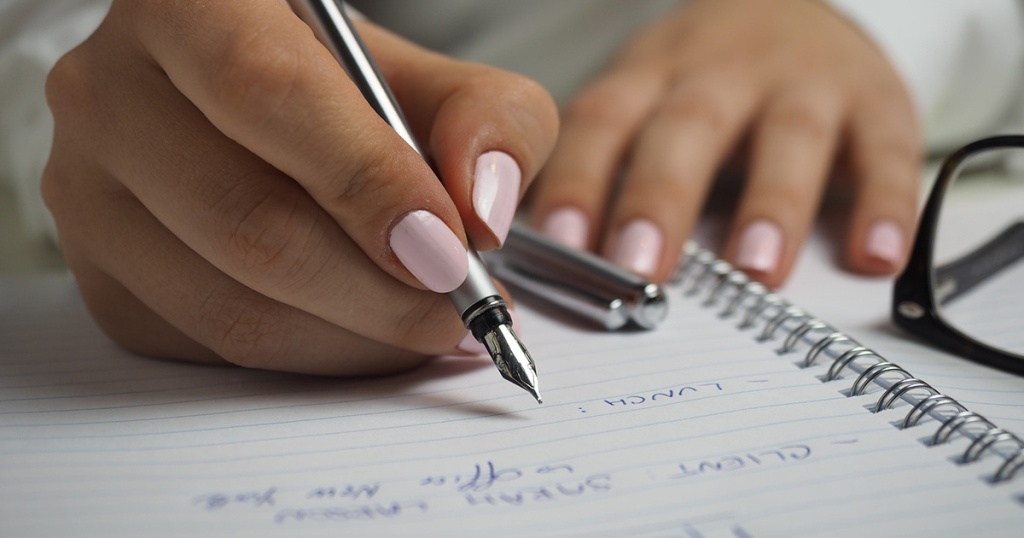 Cara Membuat Surat Izin Tidak Masuk Kerja Lengkap dan Tips & Triknya