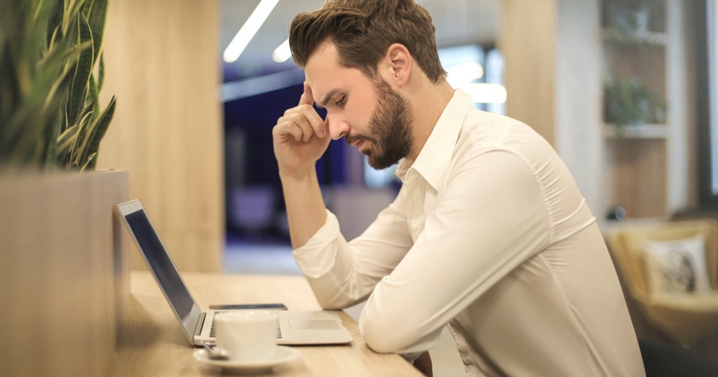 Cara Membuat Surat Pengunduran Diri yang Baik & Benar [Beserta Contoh]