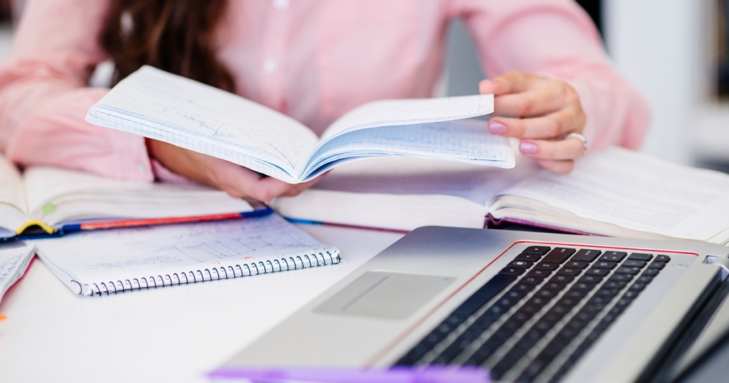 Cara Membuat Cover Proposal Kegiatan dan Contoh yang Baik dan Benar