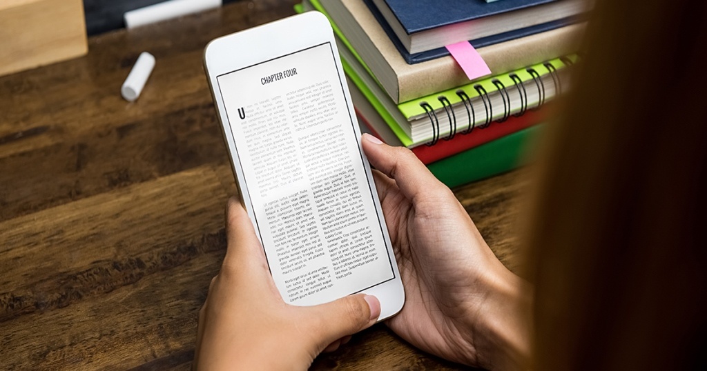 Pengertian E-book (Buku Digital): Fungsi, Manfaat, Kelebihan dan Kekurangannya