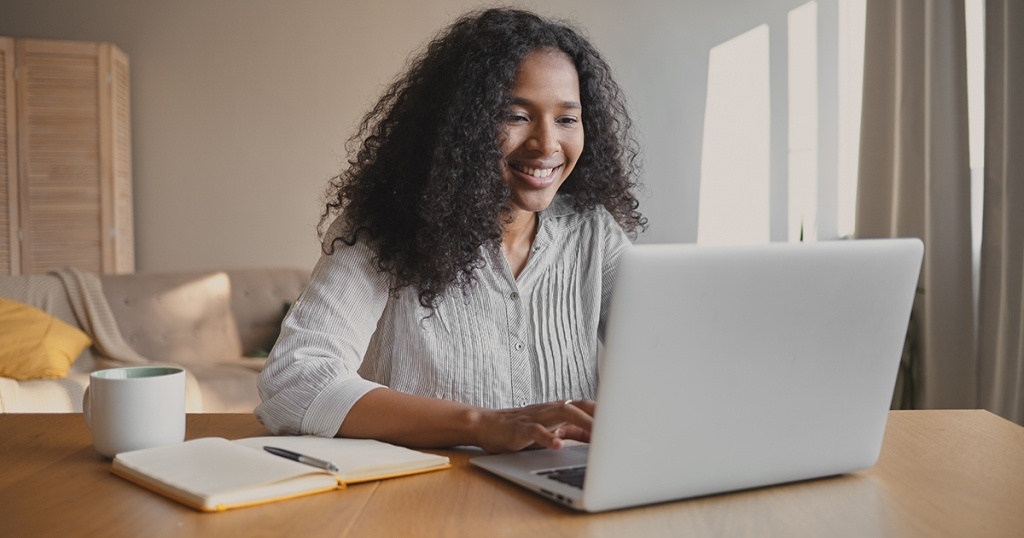 Apa itu E-Learning: Pengertian, Rekomendasi, Contoh, dan Cara Installnya