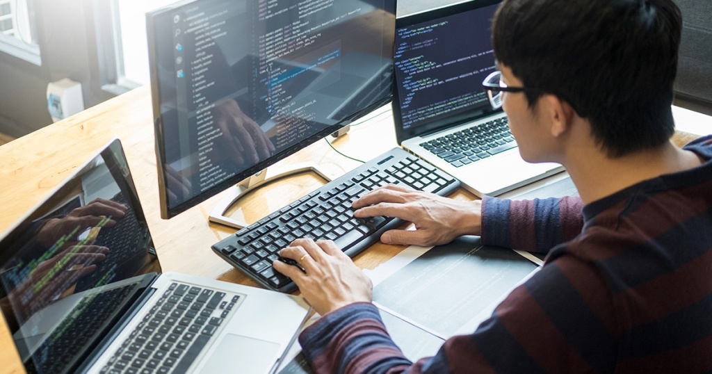 Bahasa Pemrograman Terbaik Tahun 2021