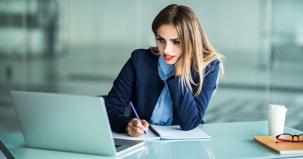 Pengertian Copywriting : Cara Kerja dan Skill Copywriter yang Harus Dikuasai