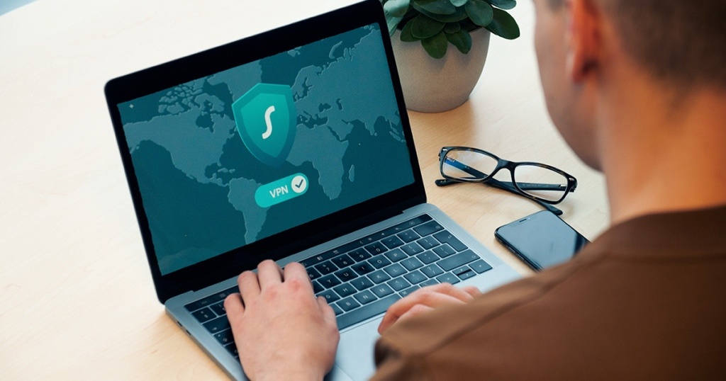 Memahami VPN (Virtual Private Network) dan Caranya Dalam Melindungi Data Pengguna