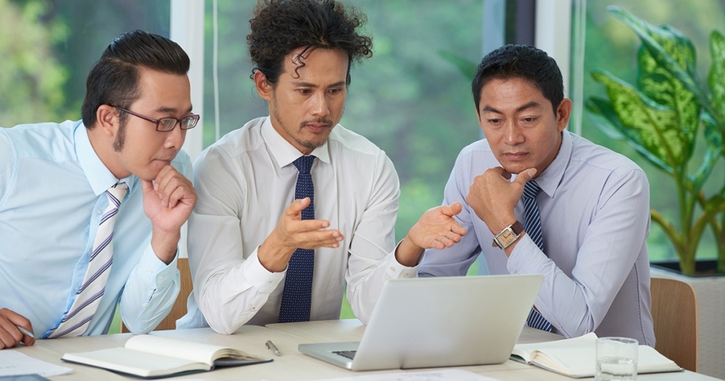 DBMS (Database Management System) : Sejarah dan Karakteristiknya