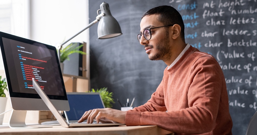 Panduan Singkat UML (Unified Modeling Language) Bagi Pemula