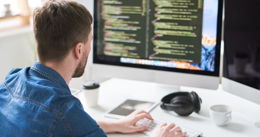 PHP : Defisini, Kelebihan dan Kekurangannya