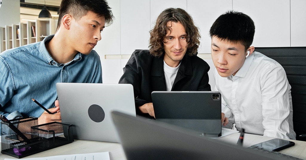 7 Ide Untuk Membangun Web Design yang Modern 2022