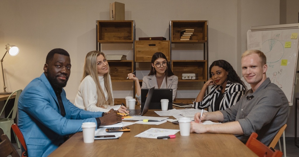 Leadership : Kenali Pengertian, Sikap, Manfaat dan Cara Membangunnya