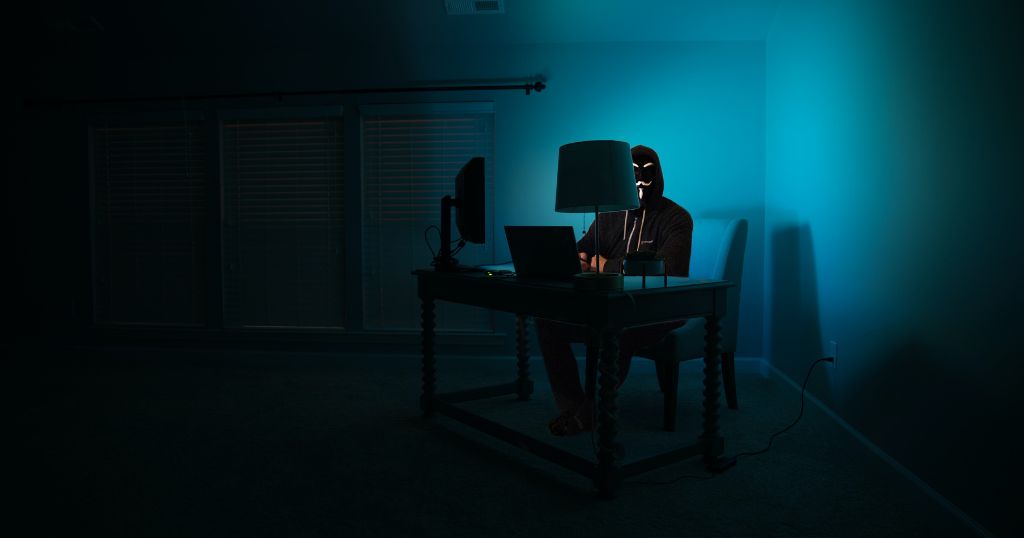 DDoS Attack Pengertian, Jenis dan Cara Mencegahnya DDoS Attack Pengertian, Jenis dan Cara Mencegahnya