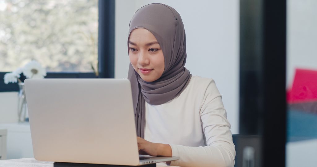 Perbedaan Traffic Organik dan Traffic Berbayar